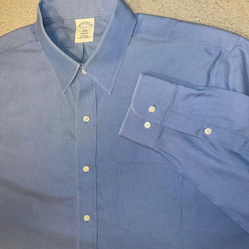 Brooks Brothers Dress Shirt Men's‎ Size 17-6/7 Blue Regent Non-Iron Button Down
